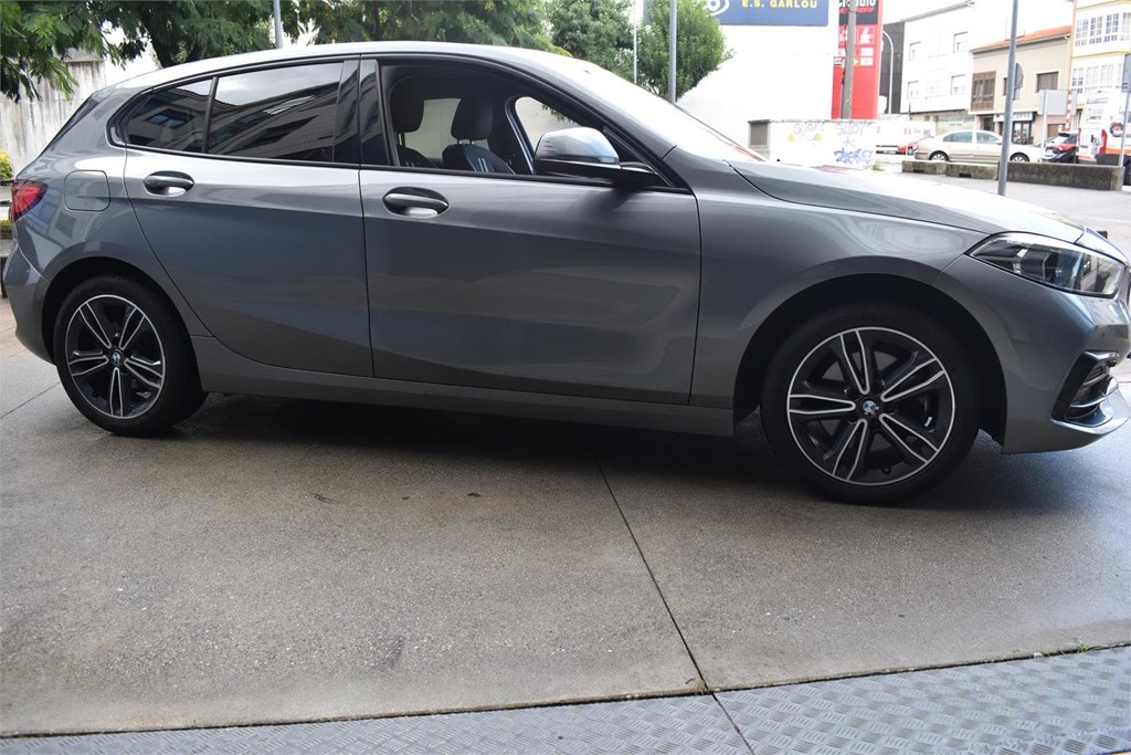 Foto 32 BMW SERIE 1 116d SPORT LINE