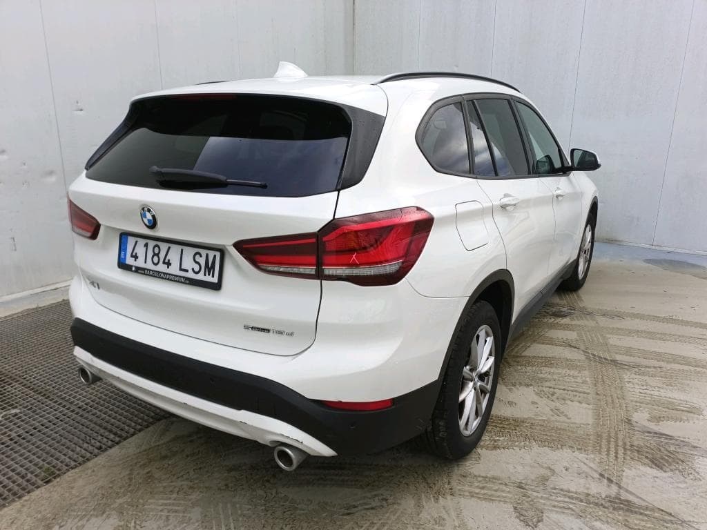 Foto 2 BMW X1 sDRIVE 18dA CORPORATE