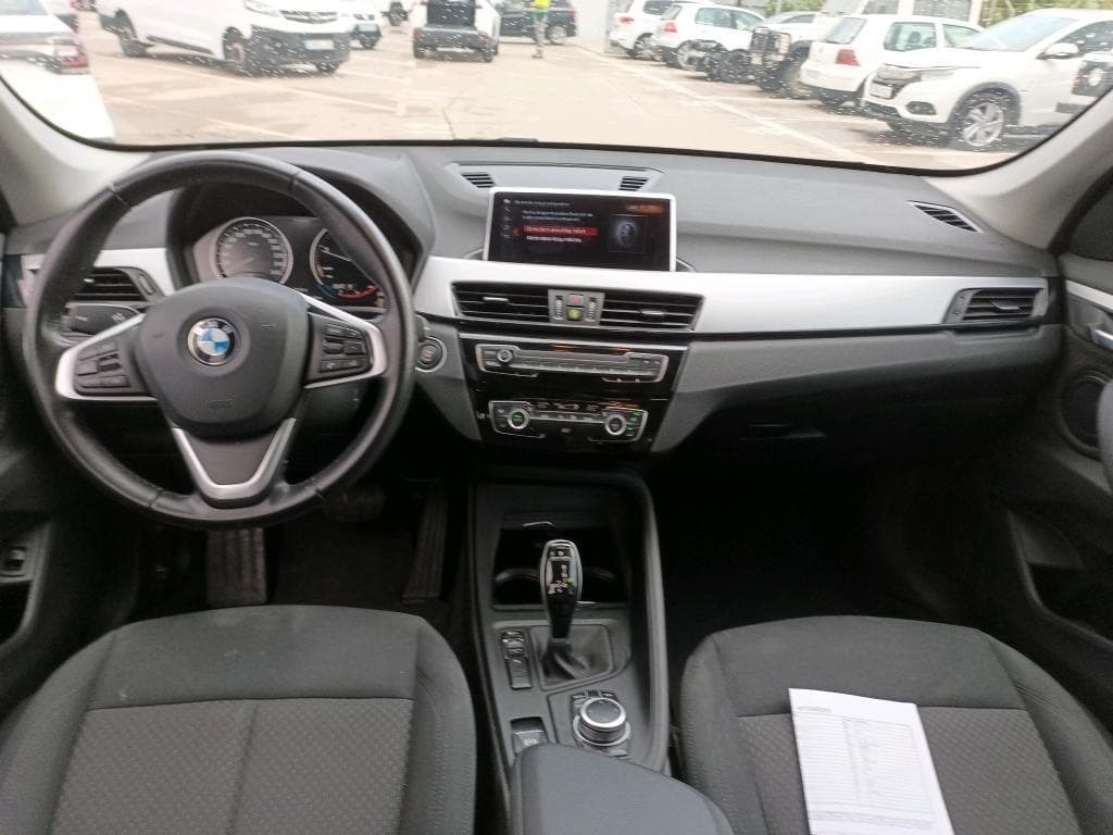 Foto 4 BMW X1 sDRIVE 18dA CORPORATE