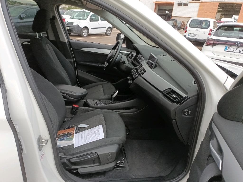 Foto 5 BMW X1 sDRIVE 18dA CORPORATE