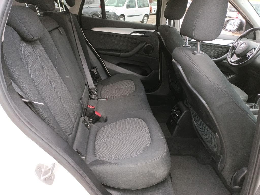 Foto 6 BMW X1 sDRIVE 18dA CORPORATE