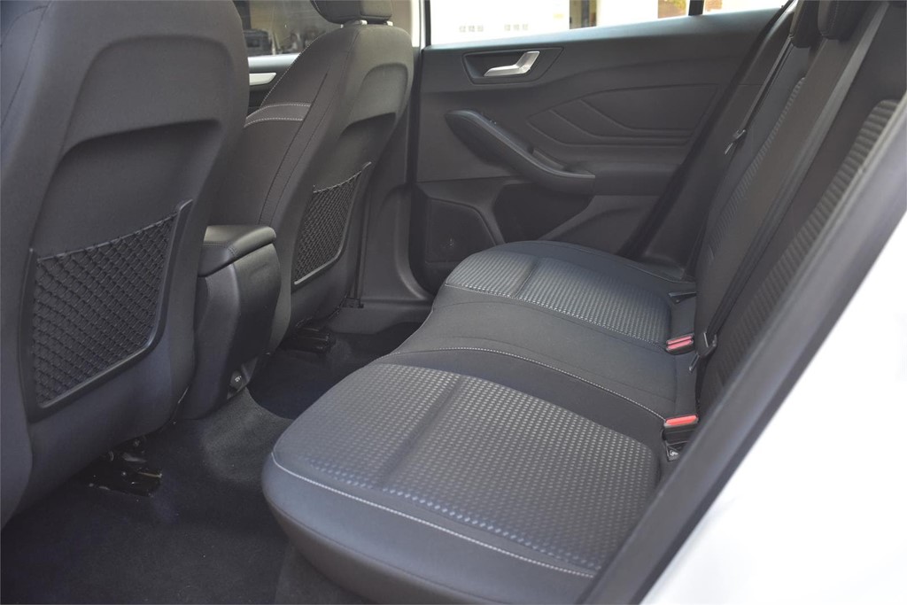 Foto 11 FORD FOCUS 1.5 TDCI  95CV TREND EDITION