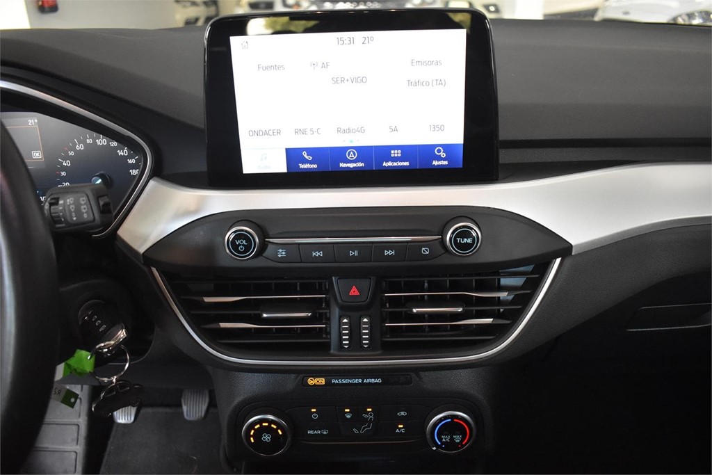 Foto 22 FORD FOCUS 1.5 TDCI  95CV TREND EDITION