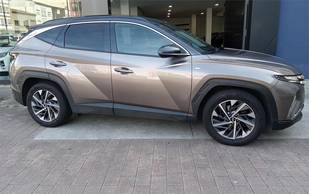 Foto 26 HYUNDAI TUCSON 1.6CRDI (136CV) 48V TECNO DCT 2C