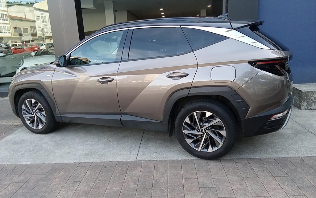 Foto 28 HYUNDAI TUCSON 1.6CRDI (136CV) 48V TECNO DCT 2C