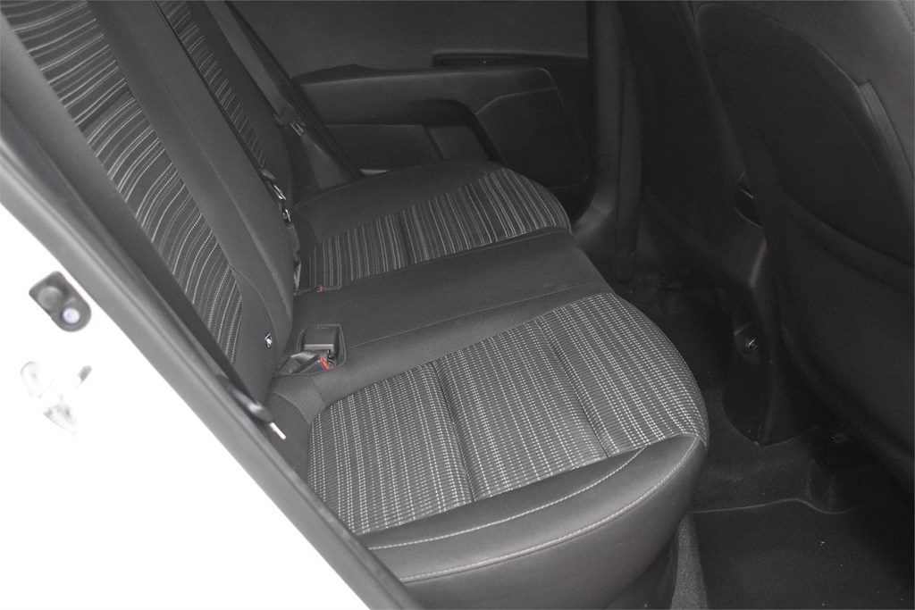 Foto 12 KIA STONIC 1.0T-GDI 120CV MHEV iMT DRIVE