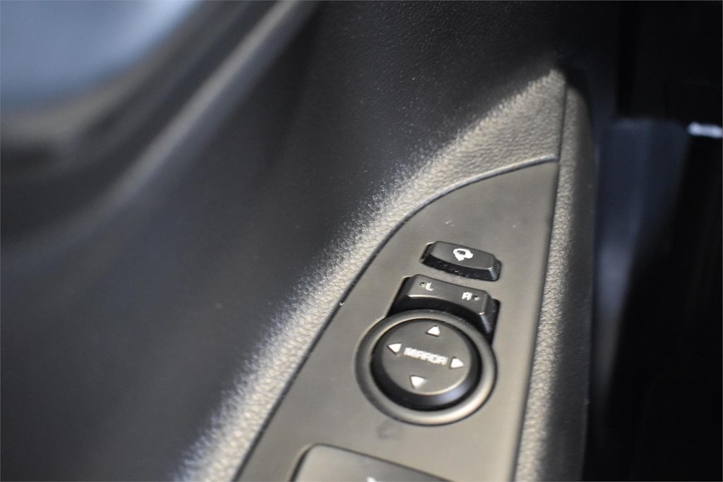 Foto 26 KIA STONIC 1.0T-GDI 120CV MHEV iMT DRIVE