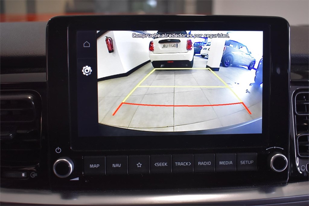 Foto 27 KIA STONIC 1.0T-GDI 120CV MHEV iMT DRIVE