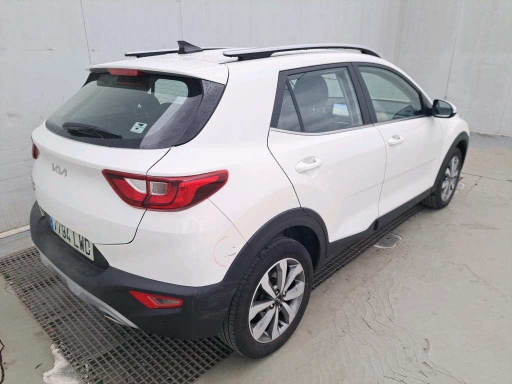 Foto 2 KIA STONIC 1.0T-GDI 120CV MHEV iMT DRIVE