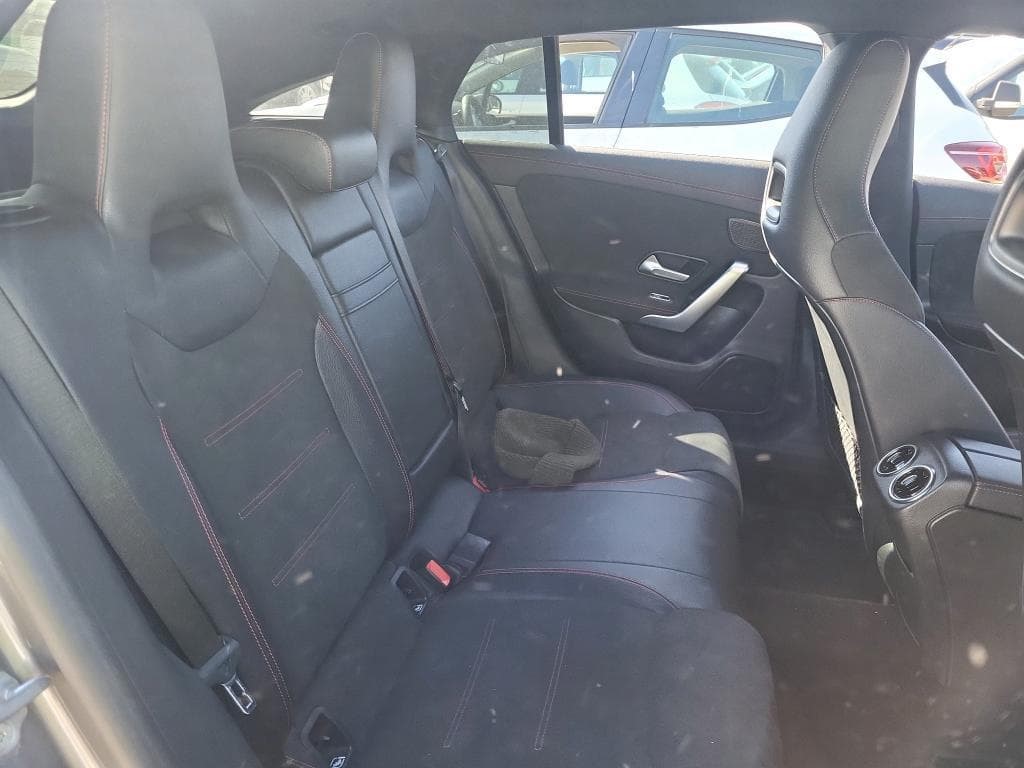 Foto 4 MERCEDES  CLA  200 D DCT SHOOTING BRAKE