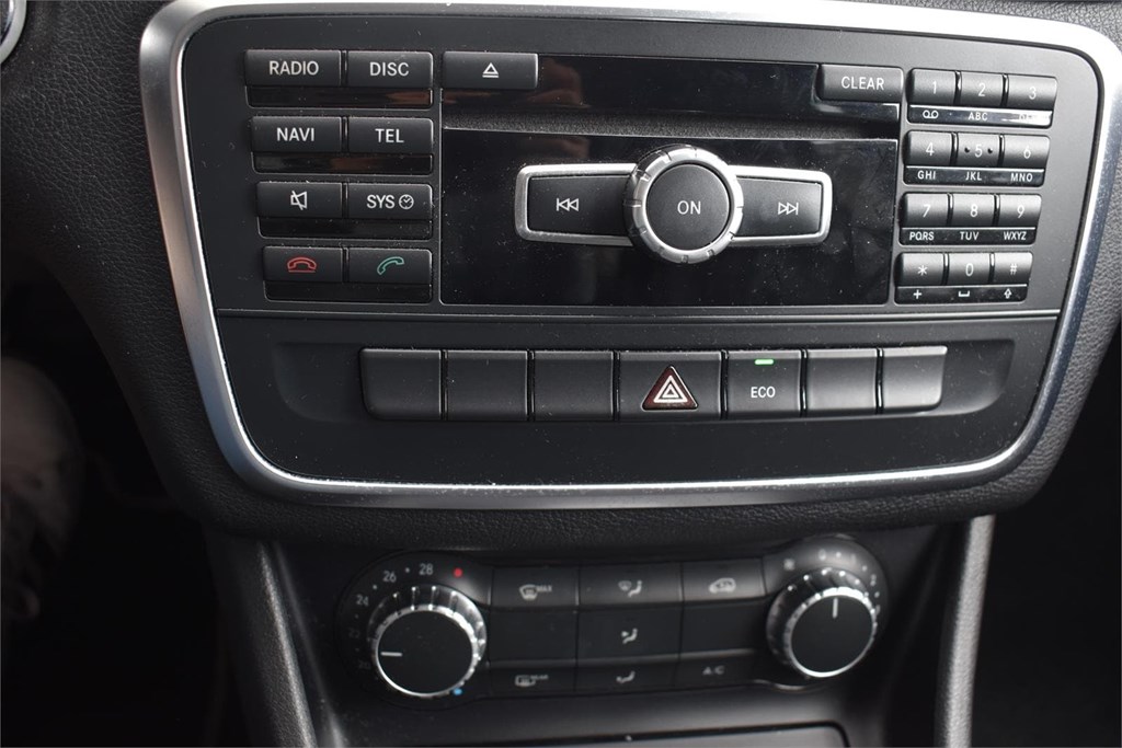 Foto 18 MERCEDES  CLA  200 D 