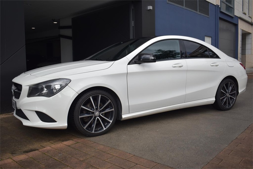 Foto 23 MERCEDES  CLA  200 D 