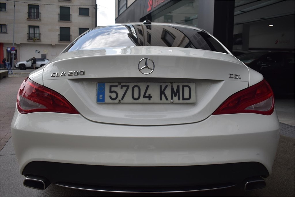 Foto 27 MERCEDES  CLA  200 D 