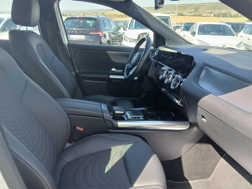 Foto 6 MERCEDES GLA 200 CDI AUT  150CV 8V DCT