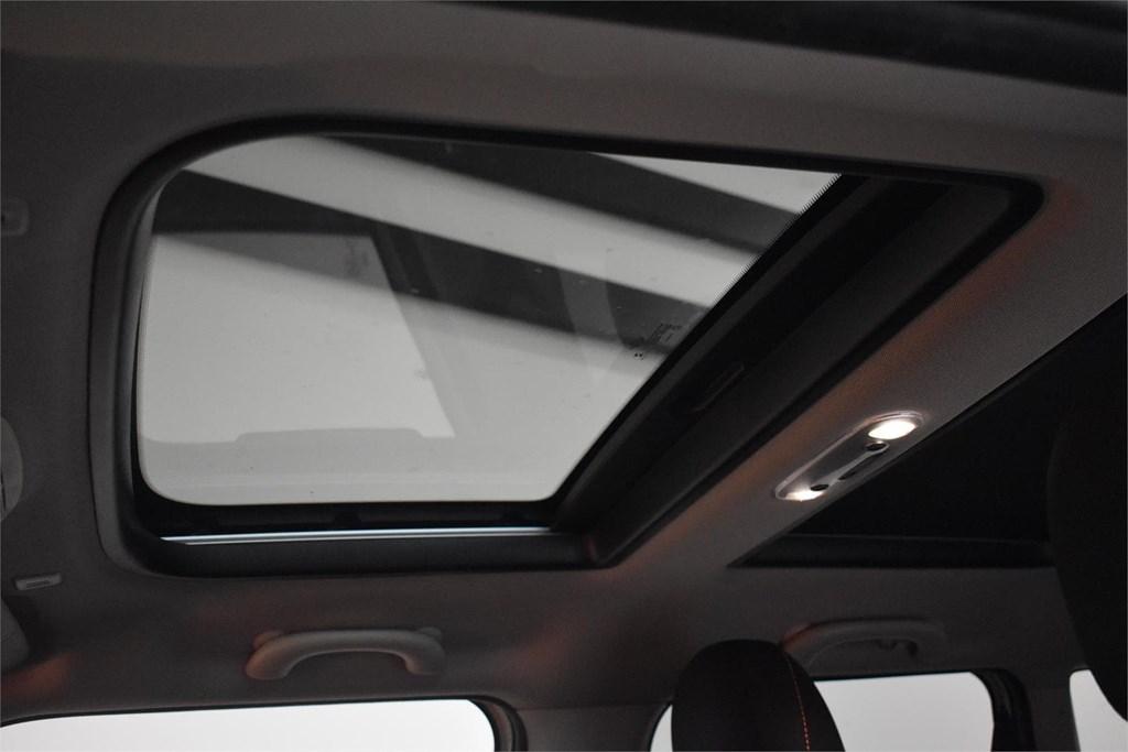 Foto 15 Mini ONE 5 PT. 102 CV