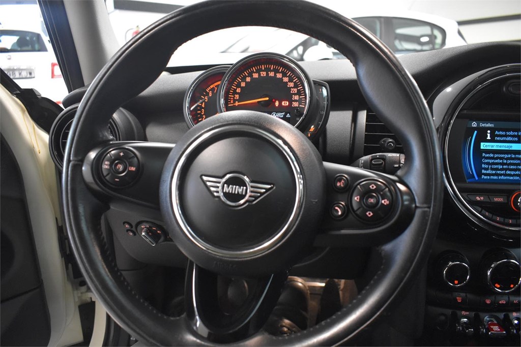 Foto 18 Mini ONE 5 PT. 102 CV