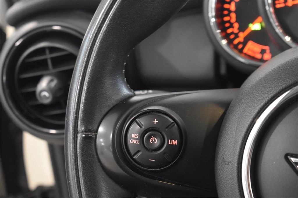 Foto 23 Mini ONE 5 PT. 102 CV