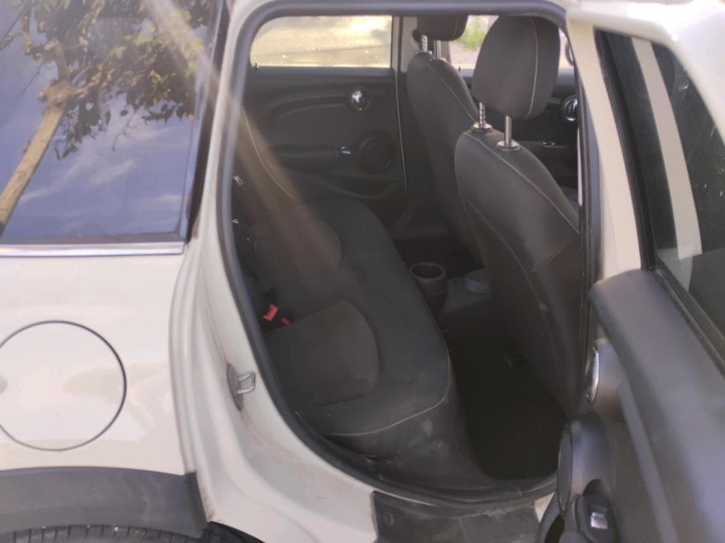 Foto 6 Mini ONE 5 PT. 102 CV