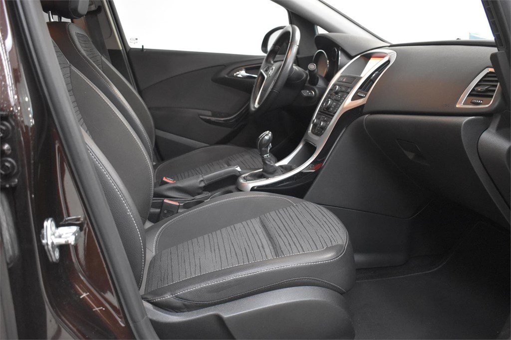 Foto 12 OPEL ASTRA  1.6  CDTI 110CV NOTCHBACK 4P SELECTIVE 