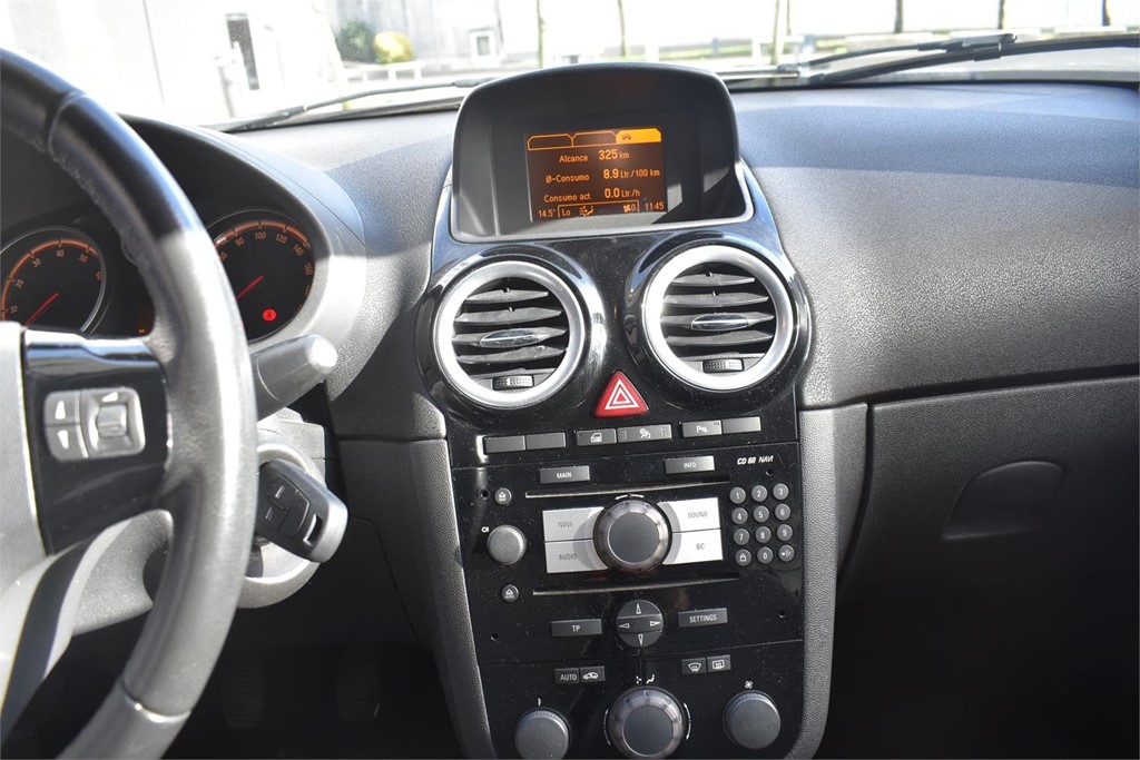 Foto 12 OPEL CORSA 1.4 100CV COSMO 