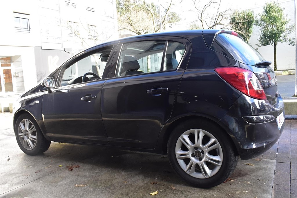 Foto 4 OPEL CORSA 1.4 100CV COSMO 