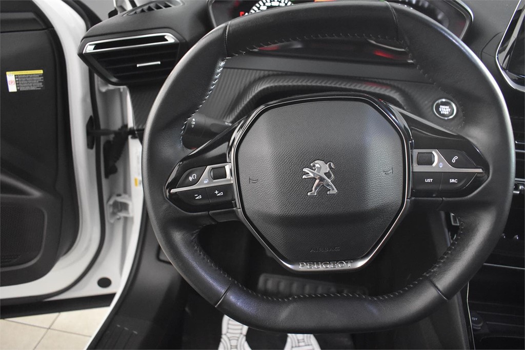 Foto 23 PEUGEOT 2008 1.5 HDI 110CV ALLURE 