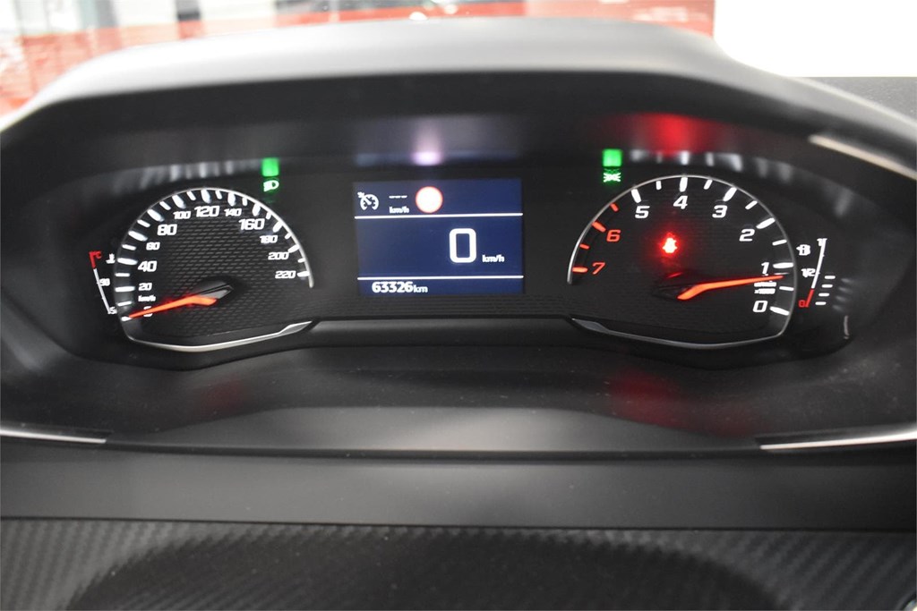 Foto 14 PEUGEOT 2008 1.5 HDI 110CV ALLURE 