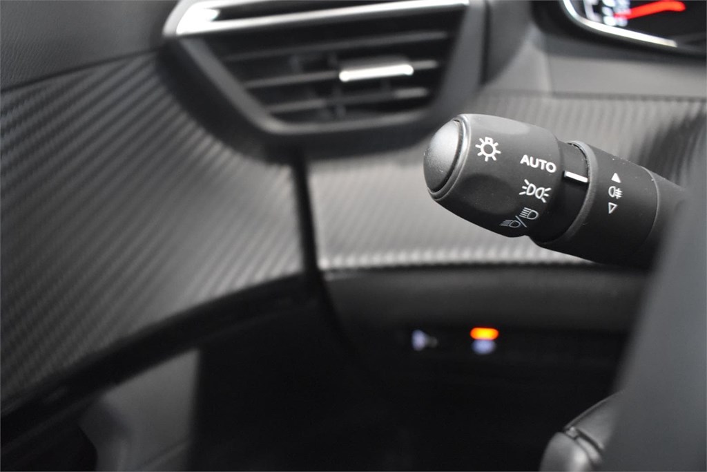 Foto 15 PEUGEOT 2008 1.5 HDI 110CV ALLURE 