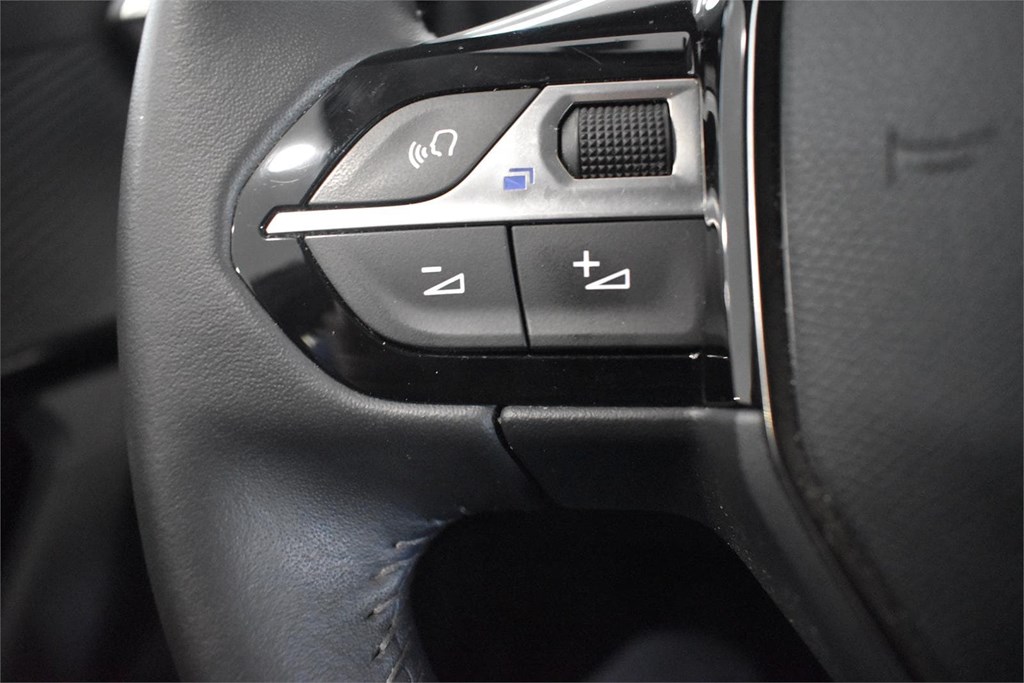 Foto 18 PEUGEOT 2008 1.5 HDI 110CV ALLURE 