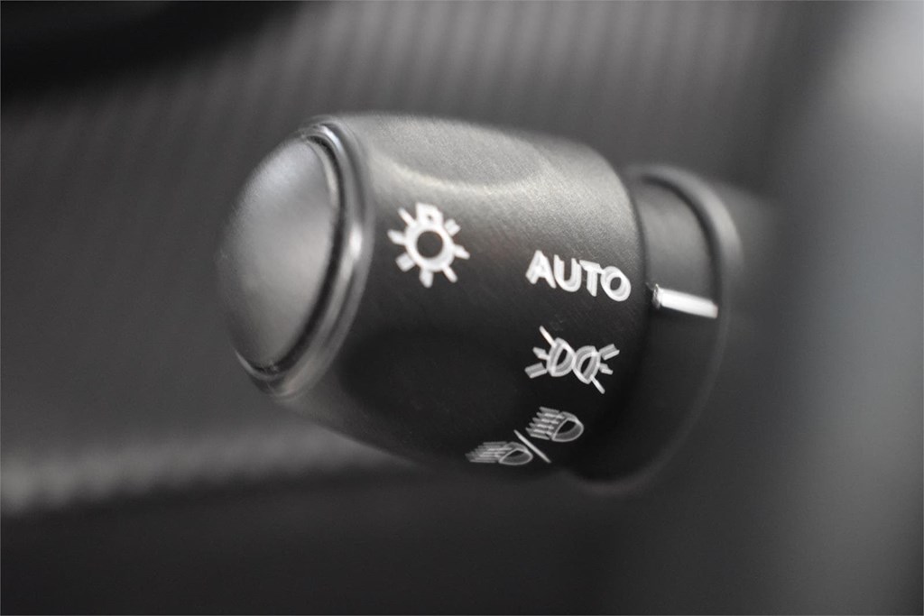 Foto 16 PEUGEOT 208 1.5 HDI 100CV ACTIVE PACK