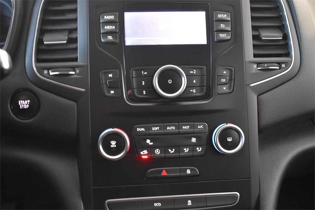 Foto 16 RENAULT MEGANE 1.5 DCI  BUSINESS BLUE 115CV