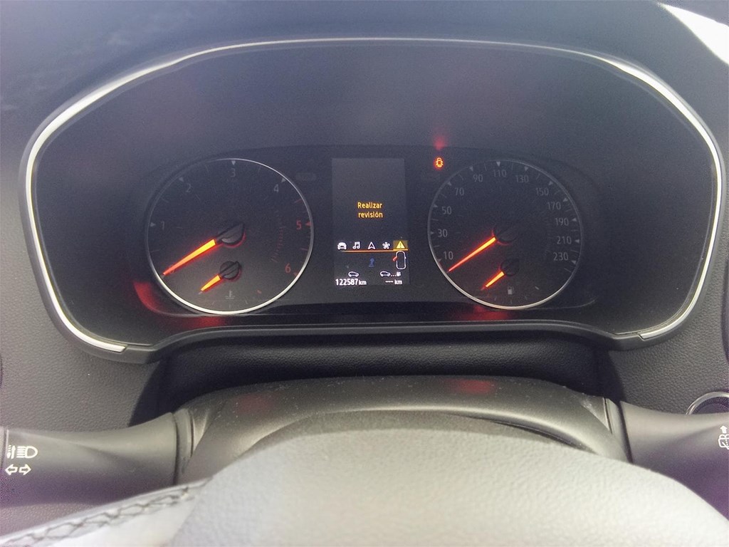 Foto 15 RENAULT MEGANE 1.5 DCI  EQUILIBRE BLUE 115CV