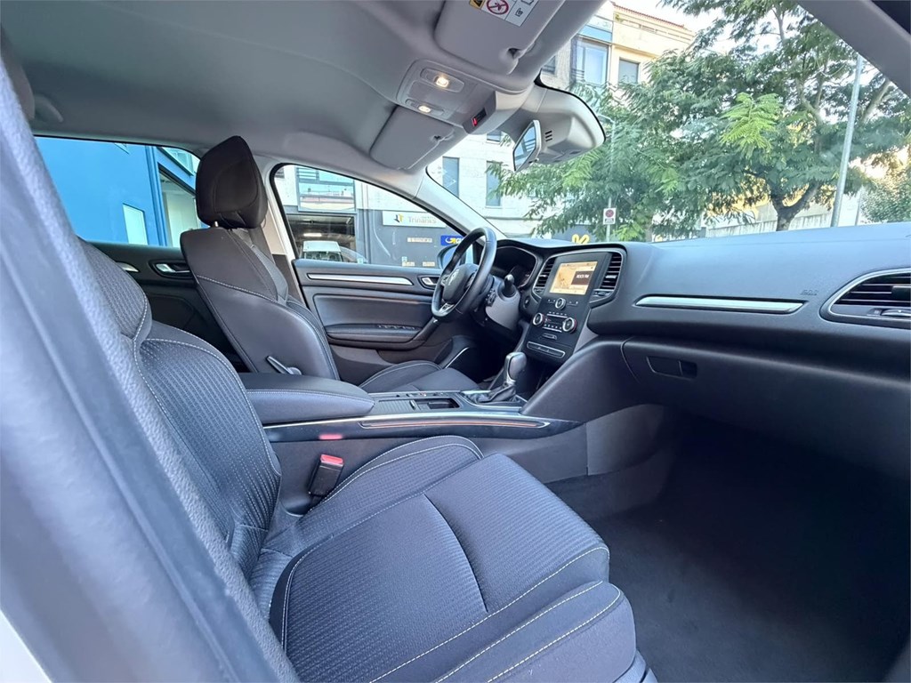 Foto 4 RENAULT MEGANE SPORT TOURER  ZEN 140CV AUTOMATICO