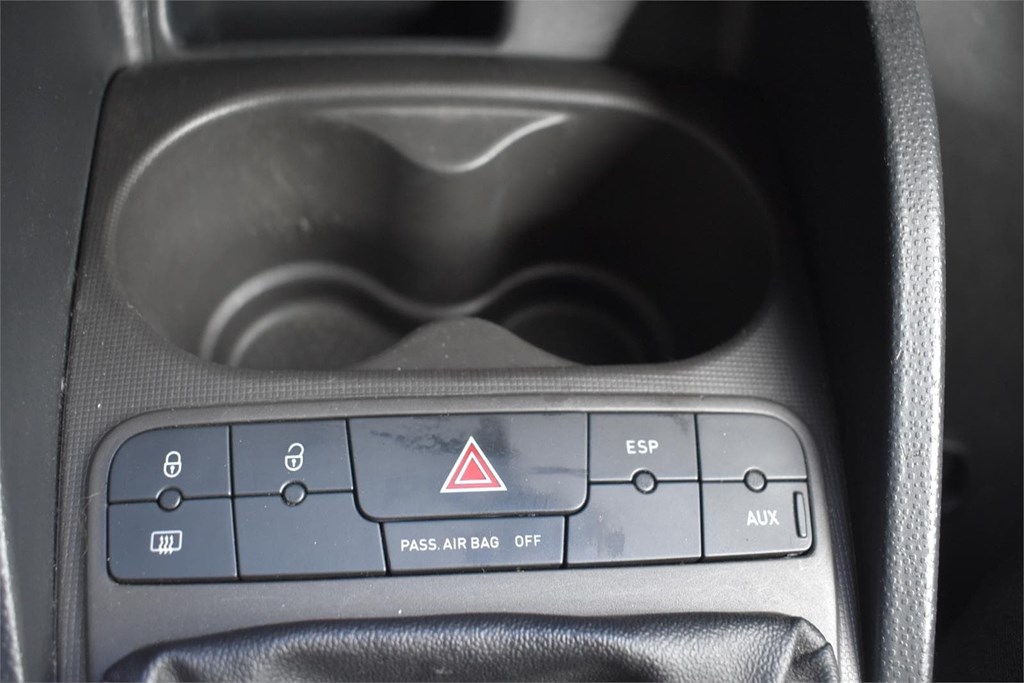 Foto 19 SEAT IBIZA ST 1.6 TDI 105CV   STYLE