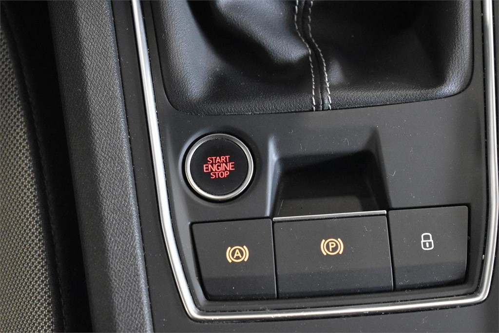 Foto 25 SEAT LEON SPORTSTOURER STYLE GO 2.0 TDI 115CV