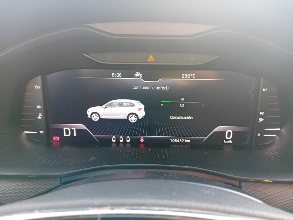 Foto 4 SKODA KAMIQ 1.0TSI 110CV DSG AMBITION 
