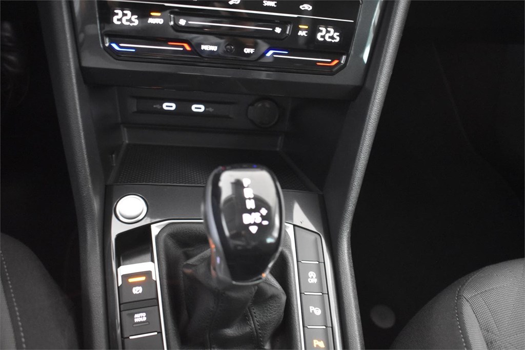 Foto 26 VOLKSWAGEN TIGUAN LIFE 2.0TDI 150CV DSG